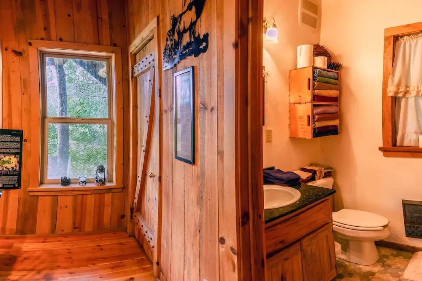 Sun Mountain Ranch Bunkhouse - Near Crater Lake