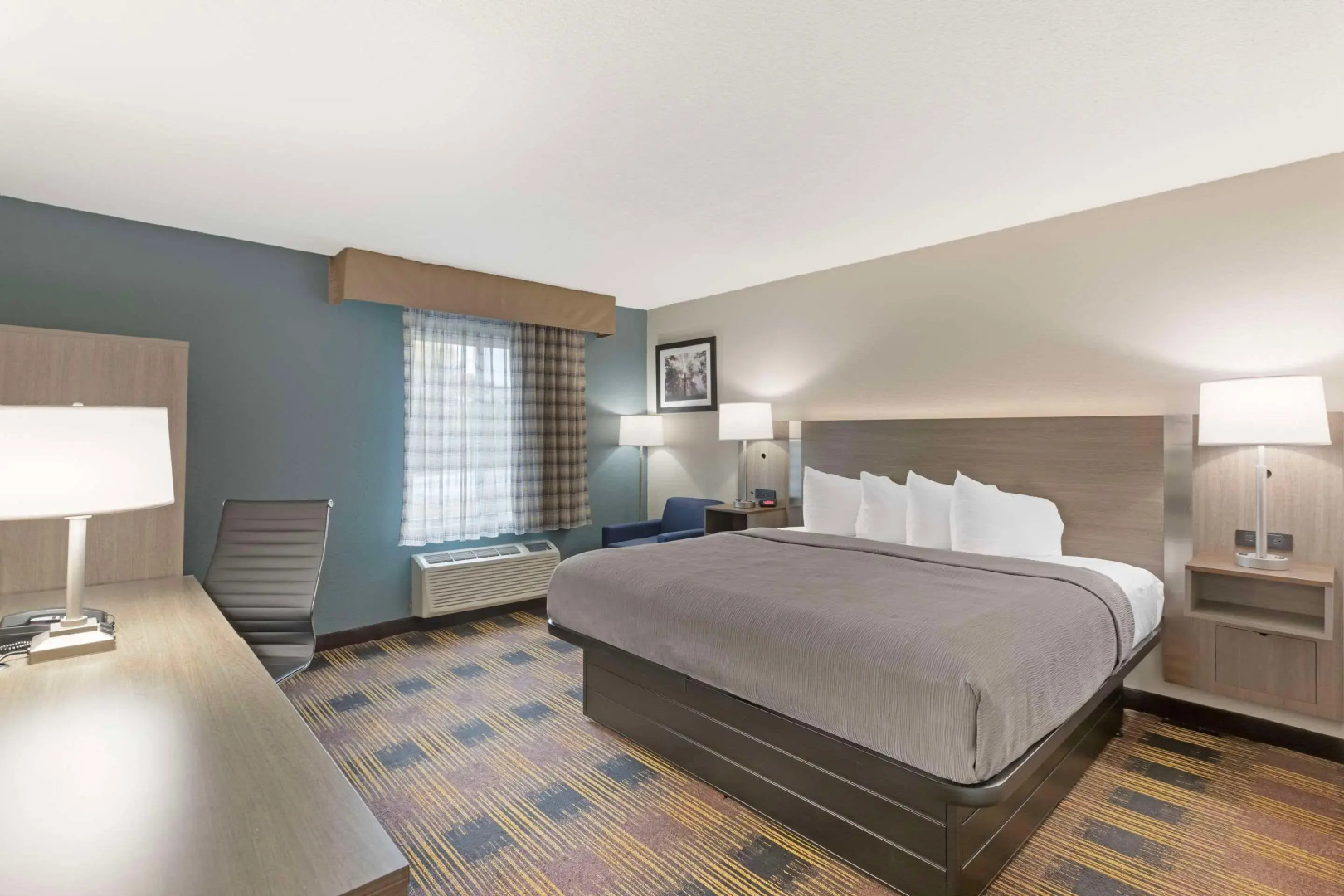 Quality Inn Newton at I-80