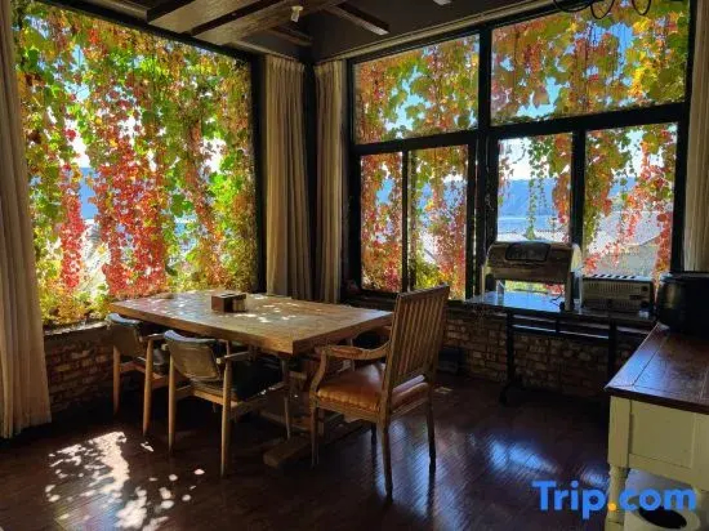 Tinghuatang Seaview Garden Inn