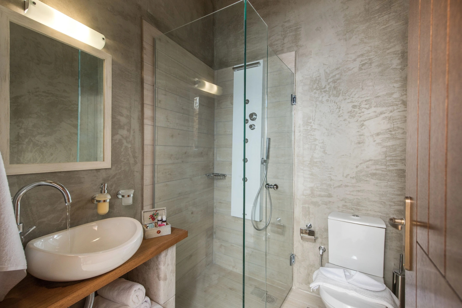 Lameriana Luxury Village