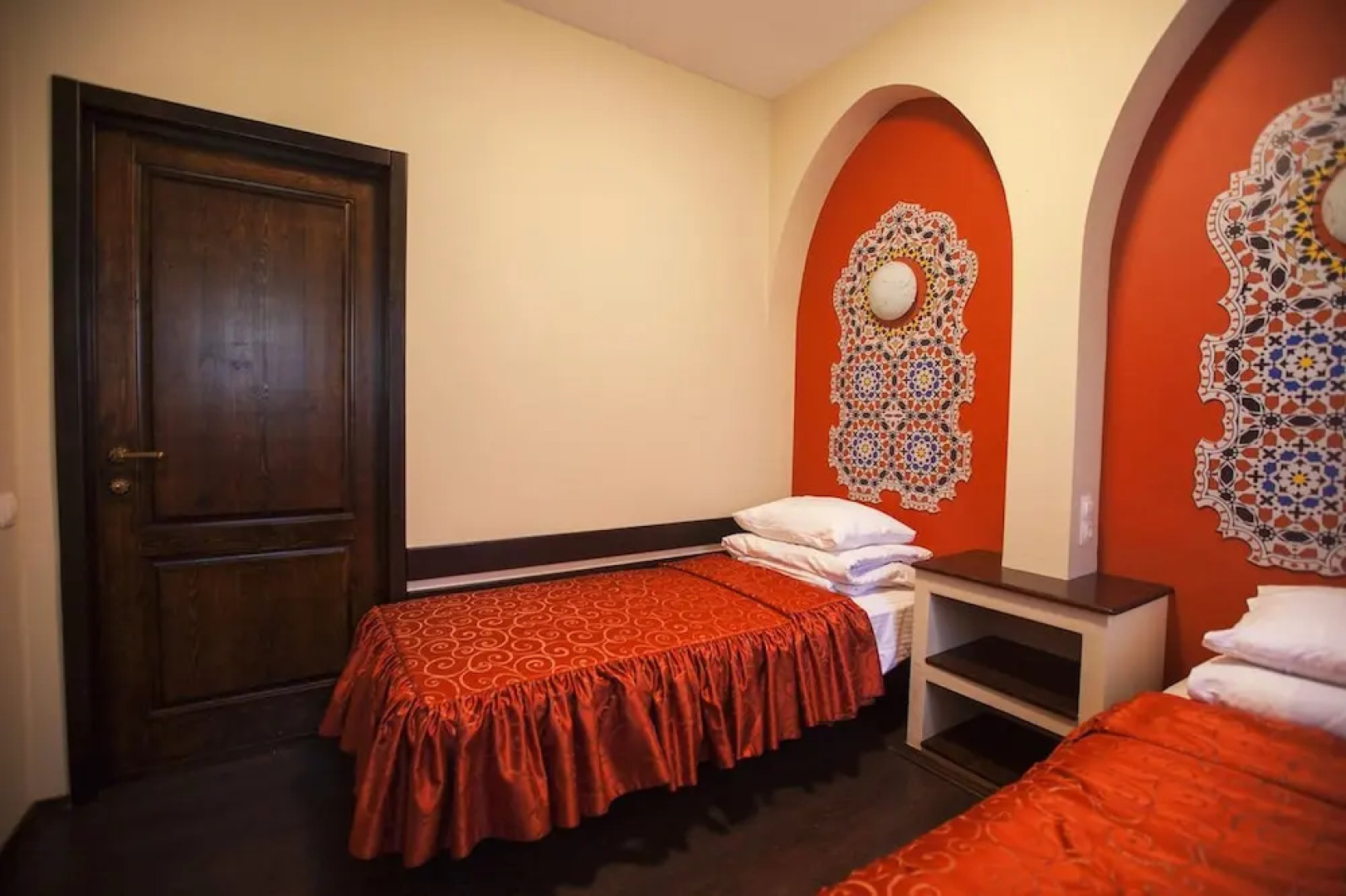 Отель «Шишки на Лампушке — Восточная Медина»