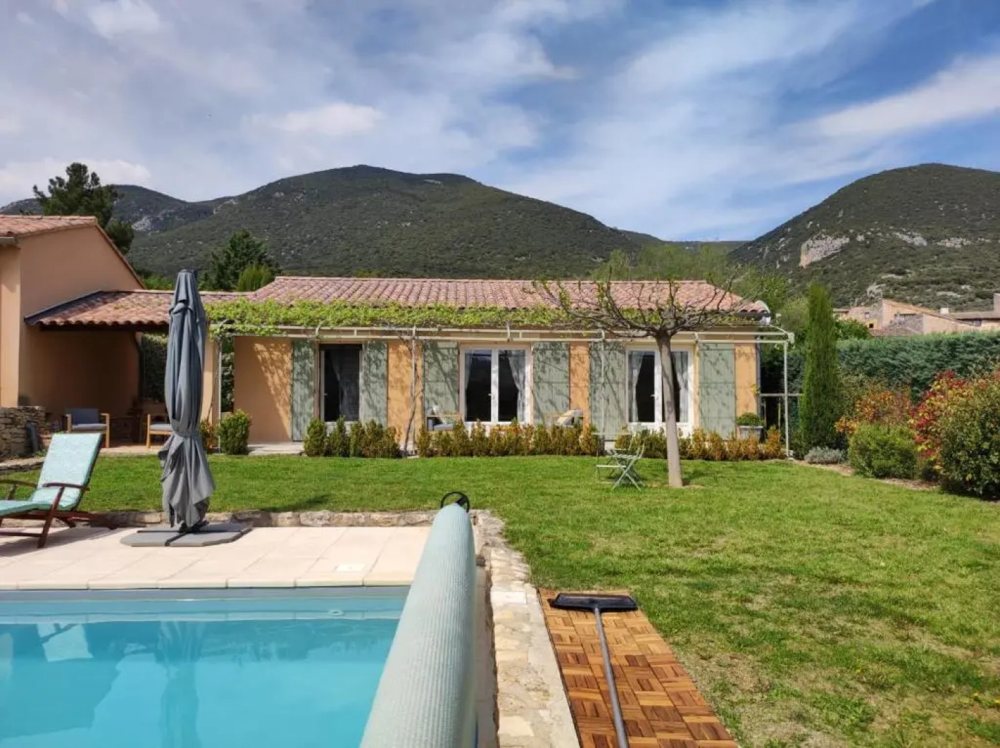 GITE AUX 4 SAISONS DU COLORADO PROVENÇAL - 3 ÉTOILES - Rustrel