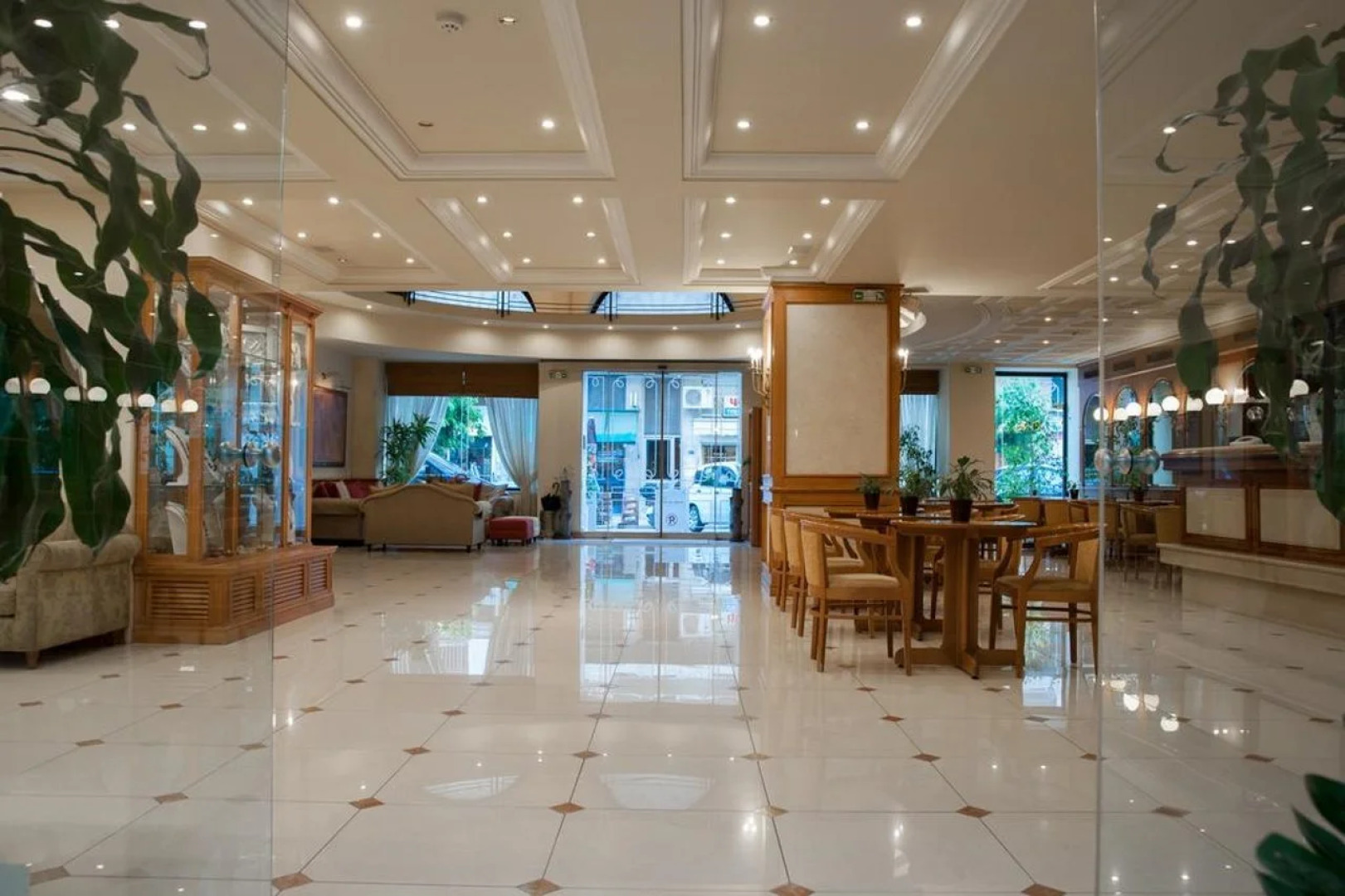 Athens Atrium Hotel and Suites