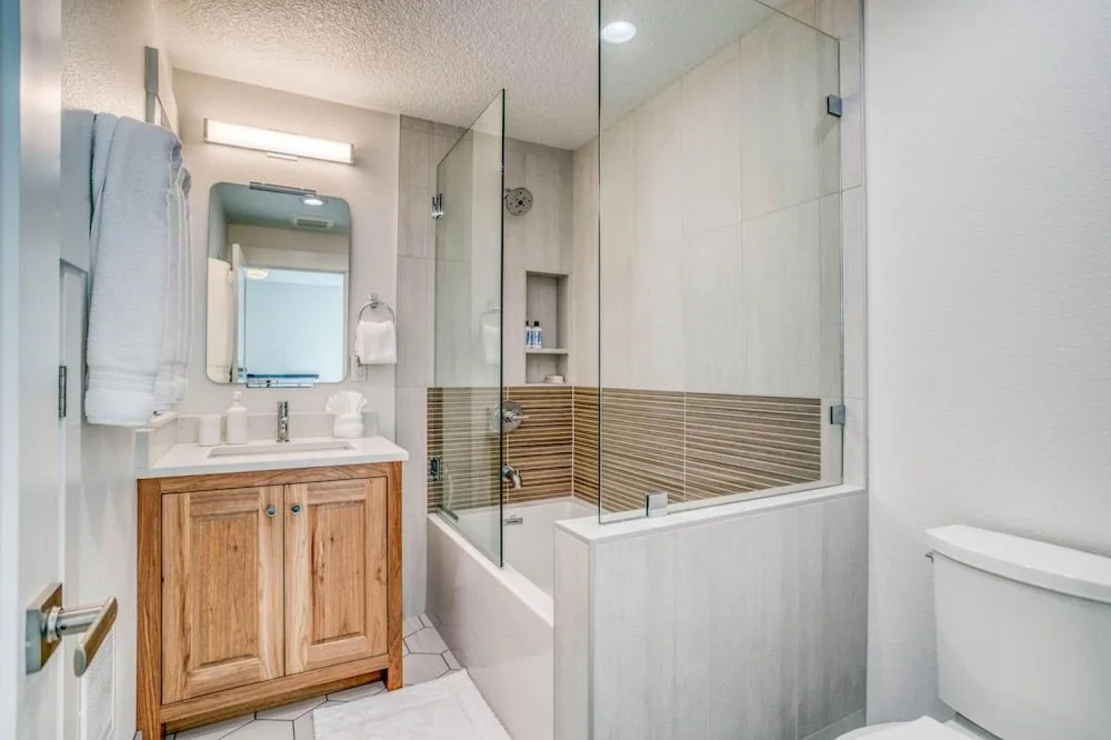 The Nickels Quarters