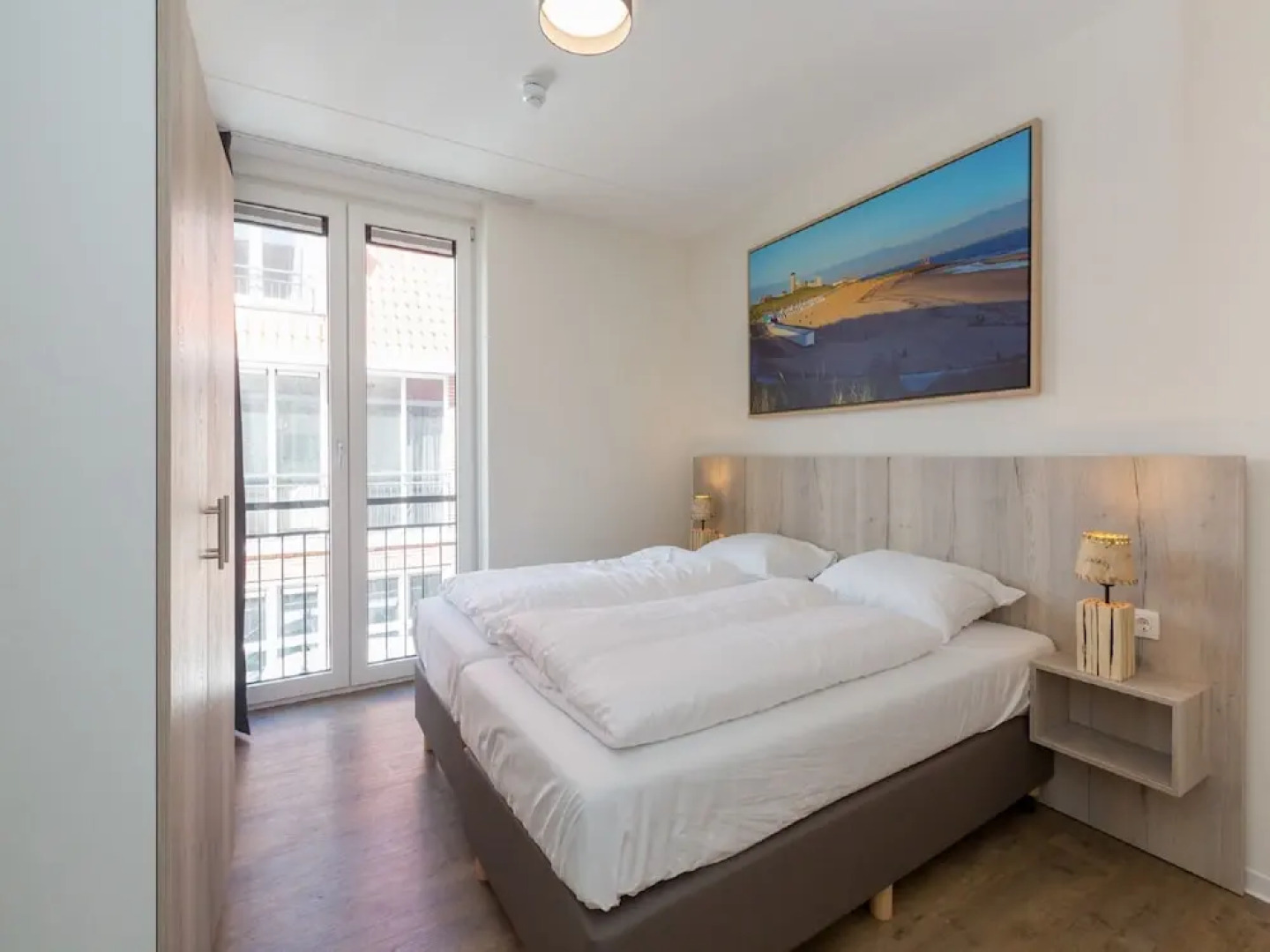 Luxury 6-person Apartment Near Zoutelande Beach