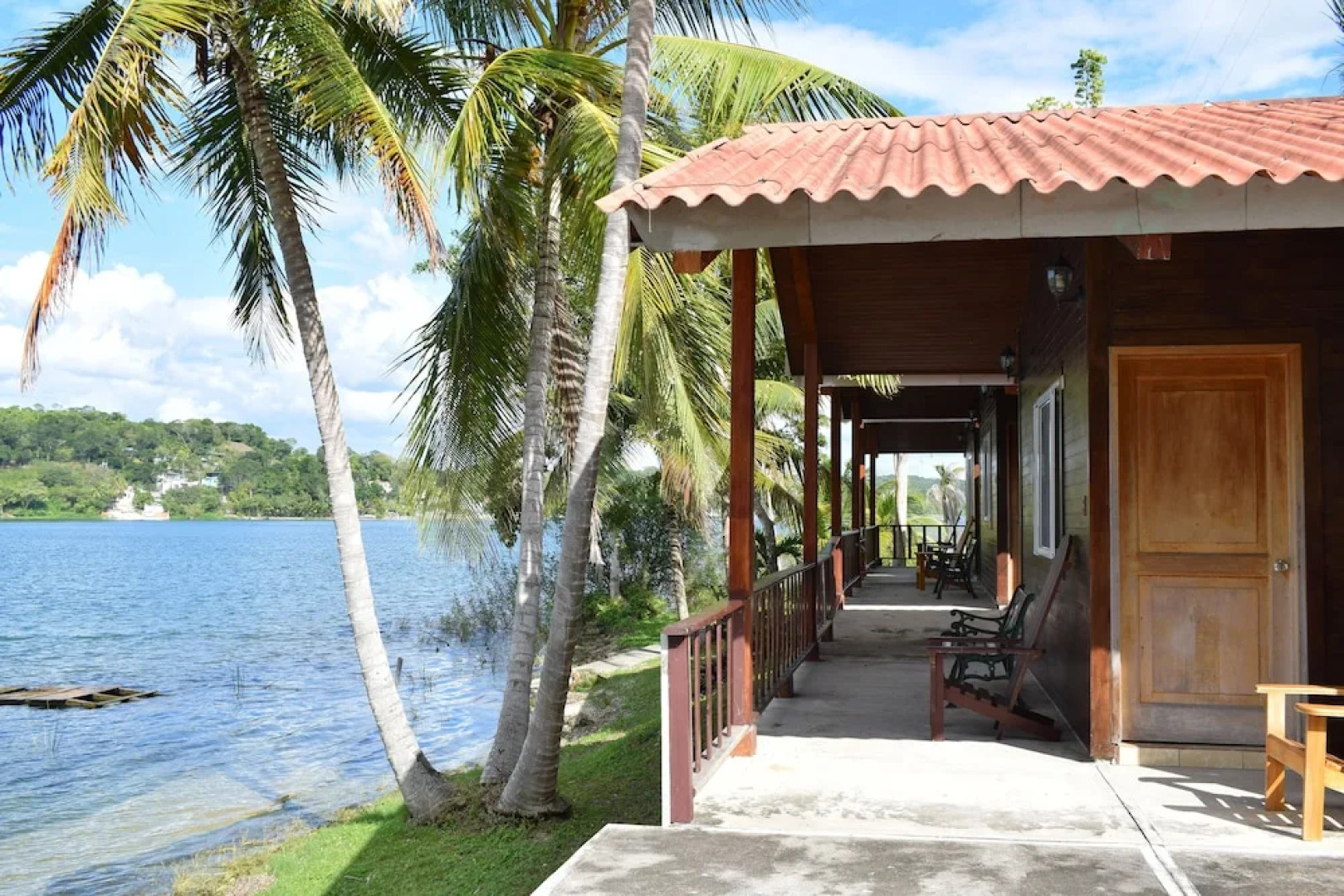 Hotel Santa Bárbara Tikal