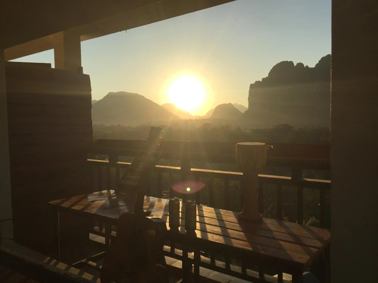 Mountain View Riverside Boutique Hotel