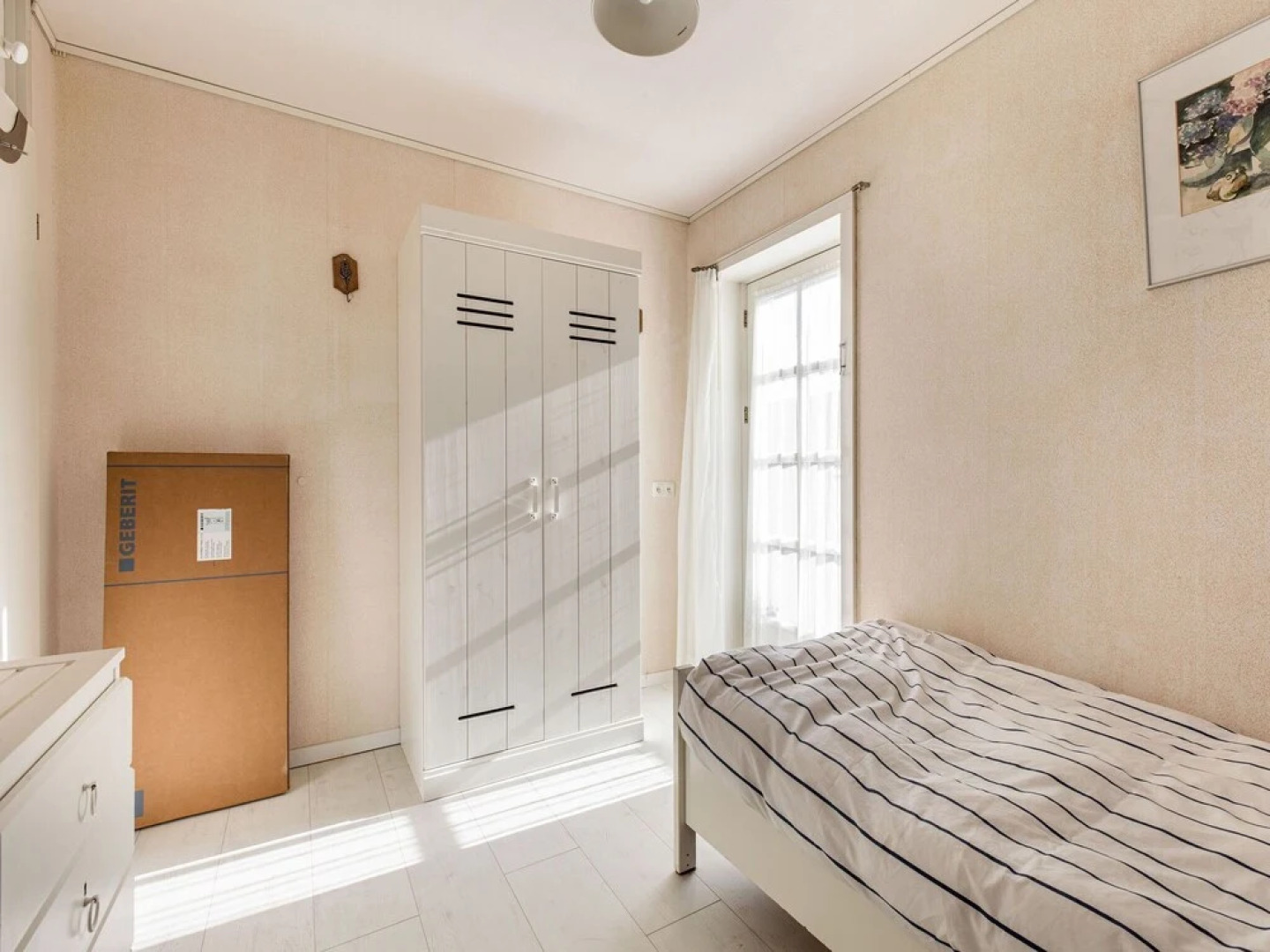 Modern Holiday Home in Monnickendam With Roofed Terrace