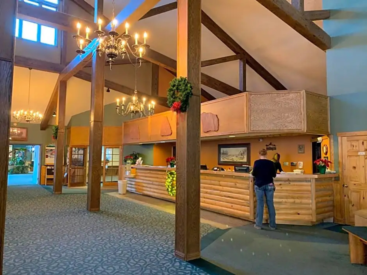 DOCO Rocky Mountain Vacation Rental-Queen Studio with Resort Amenities