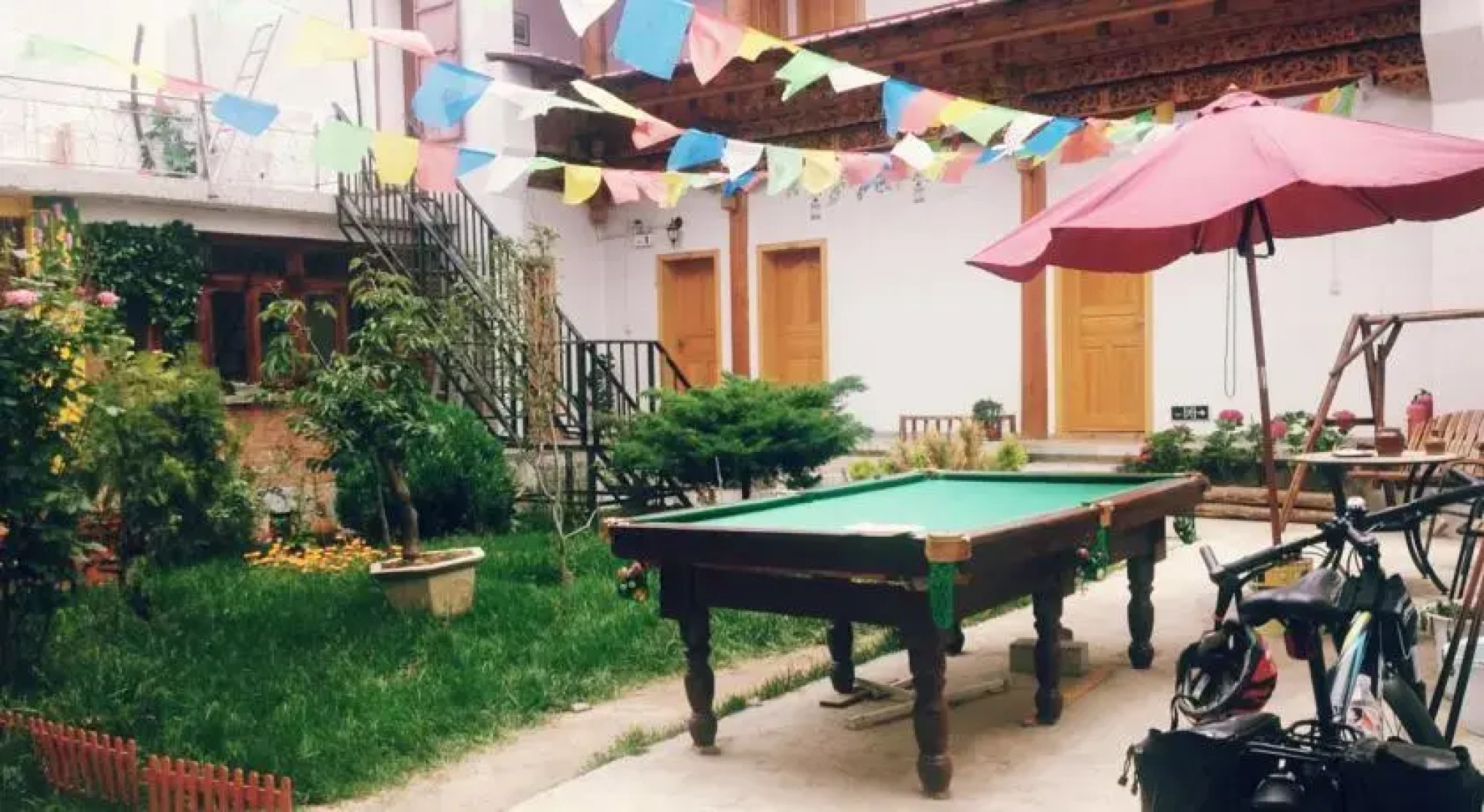 Shangri-la Ns Kitchen & Lodge