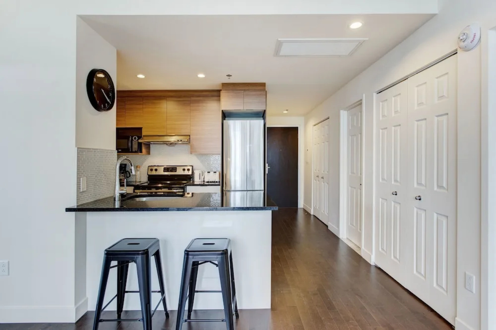 Place des Festivals Serviced Apartments by Hometrotting