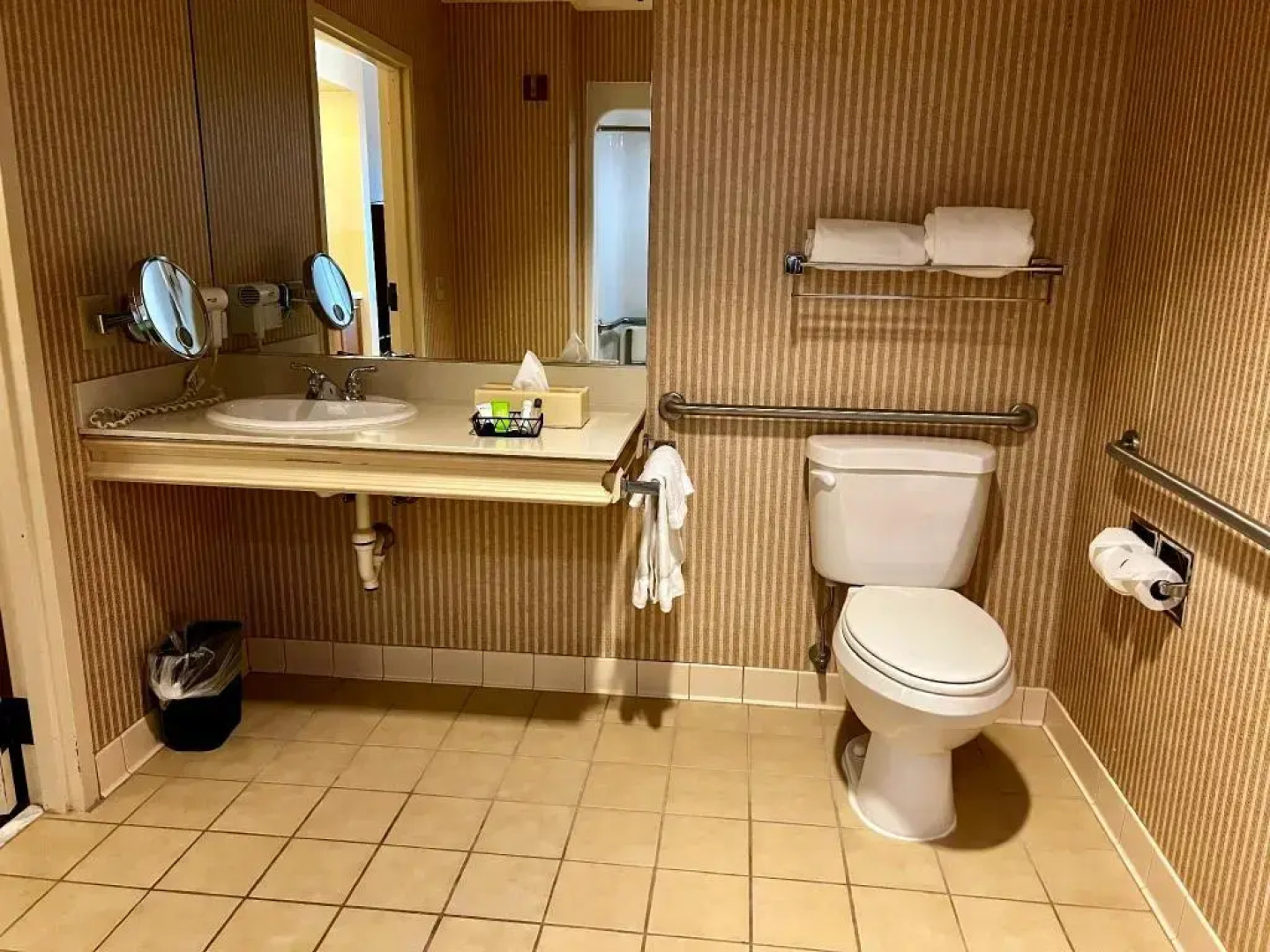 Hotel Mead Resorts & Conventions Center