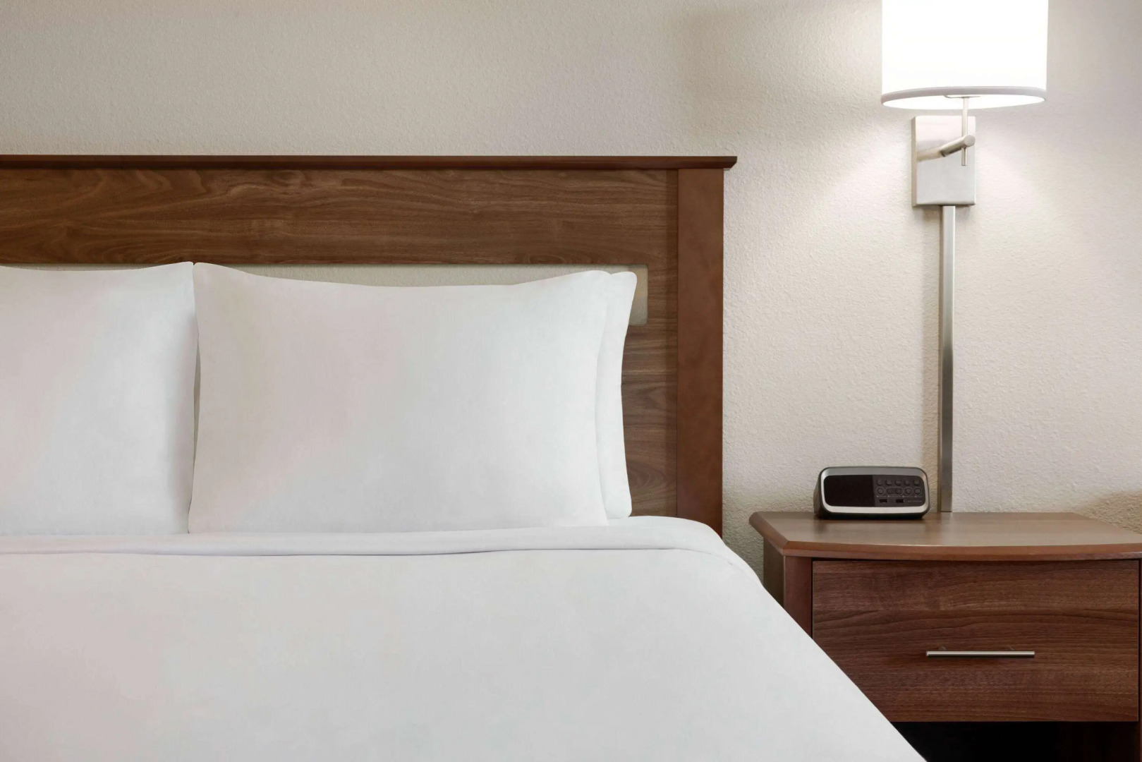 Travelodge by Wyndham Vaughn