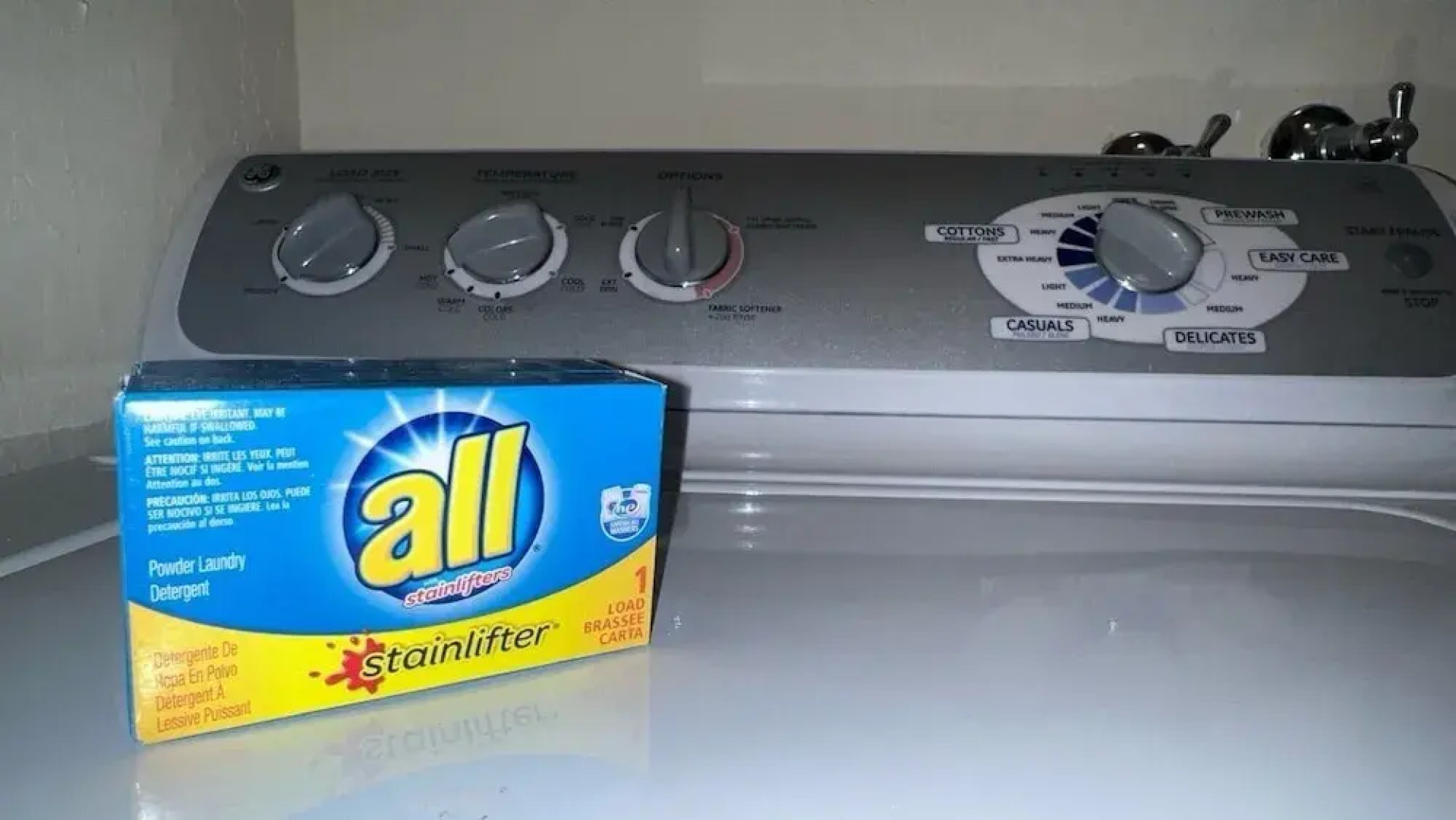 Lake View Glen 4 Bedroom Home by RedAwning