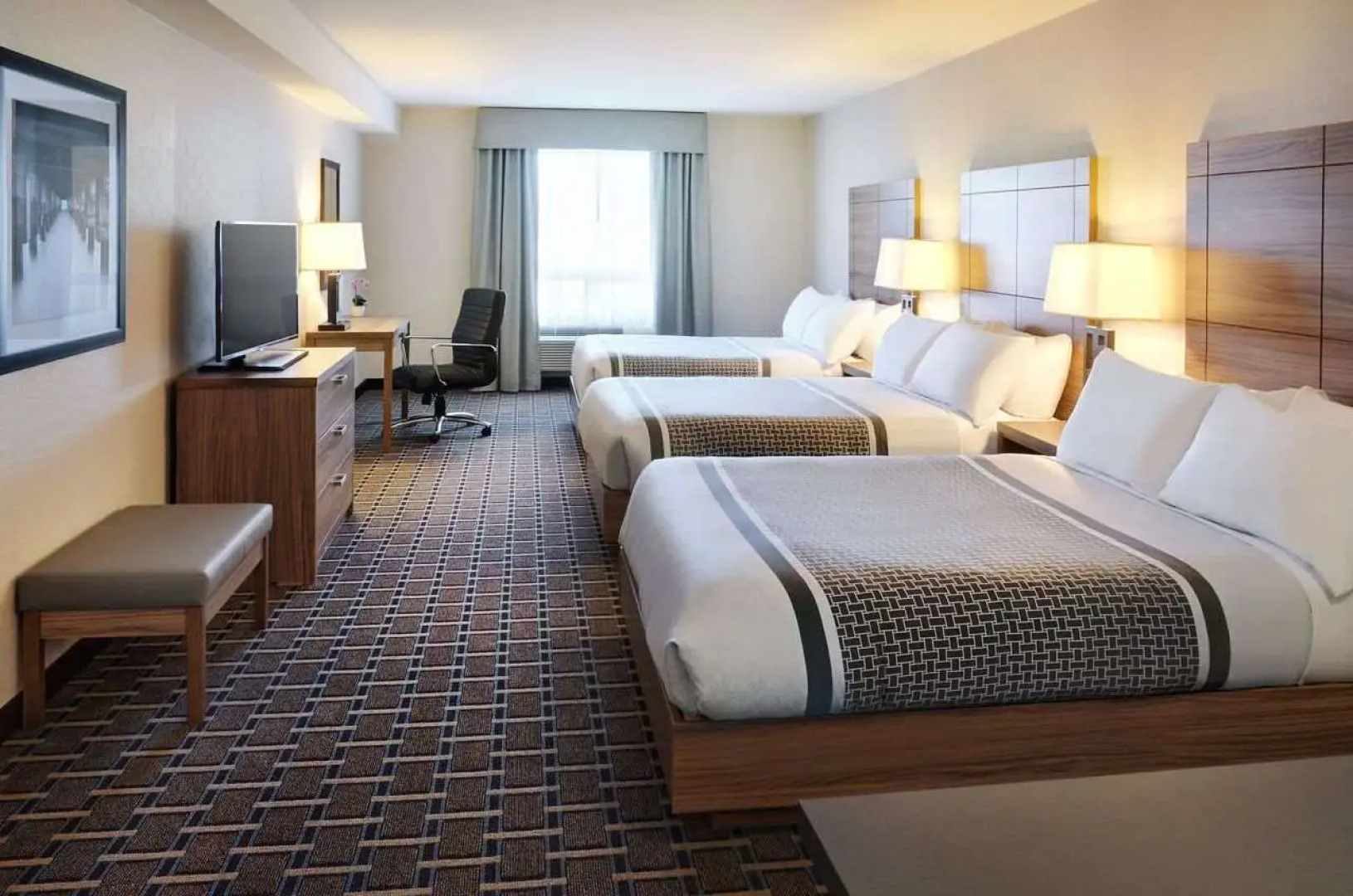 Pomeroy Inn And Suites Vermilion