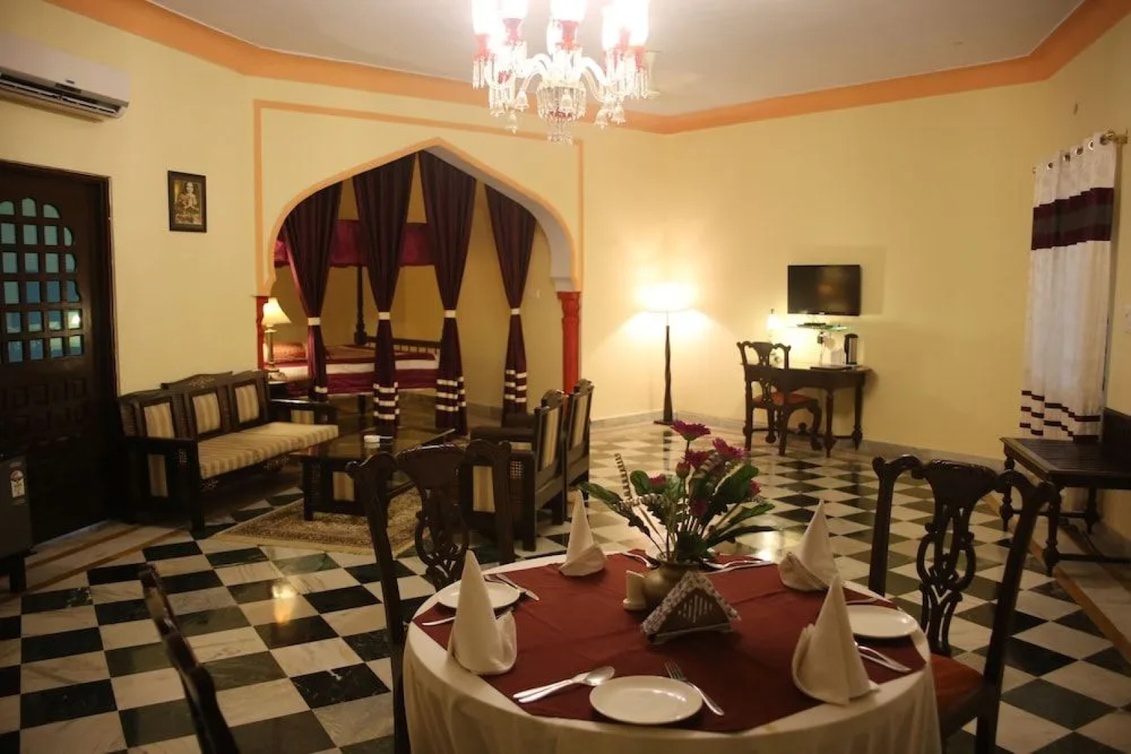 Hotel Raj Mahal The Palace