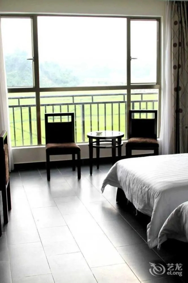 Yading Shanhui Holiday Hotel - Huizhou