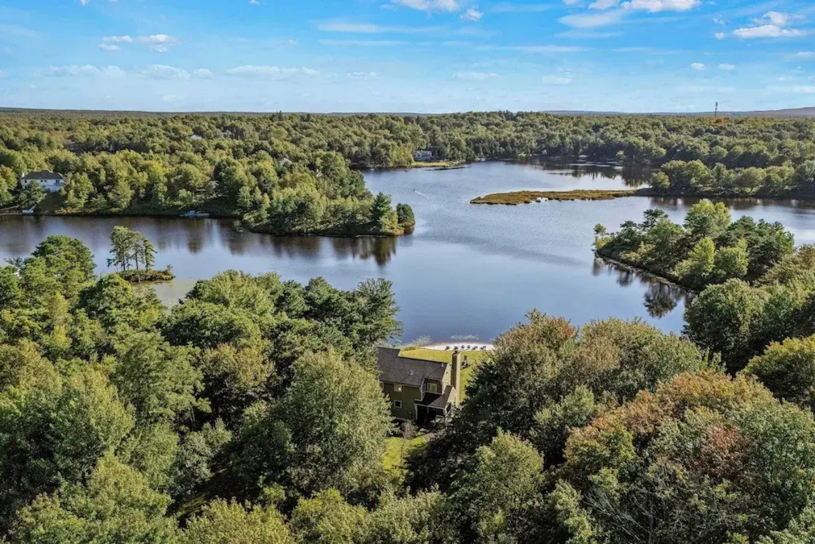 Strawberry Shores by Avantstay Lakefront Private Beach