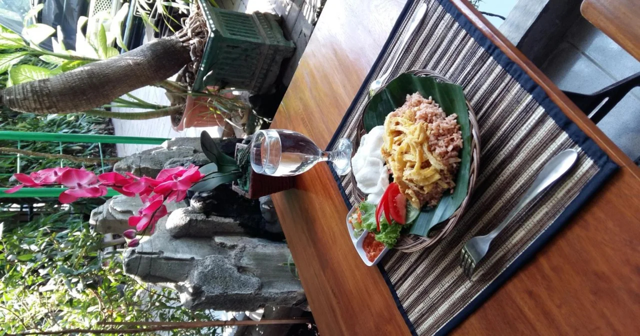 Nunia Tamansari Hotel