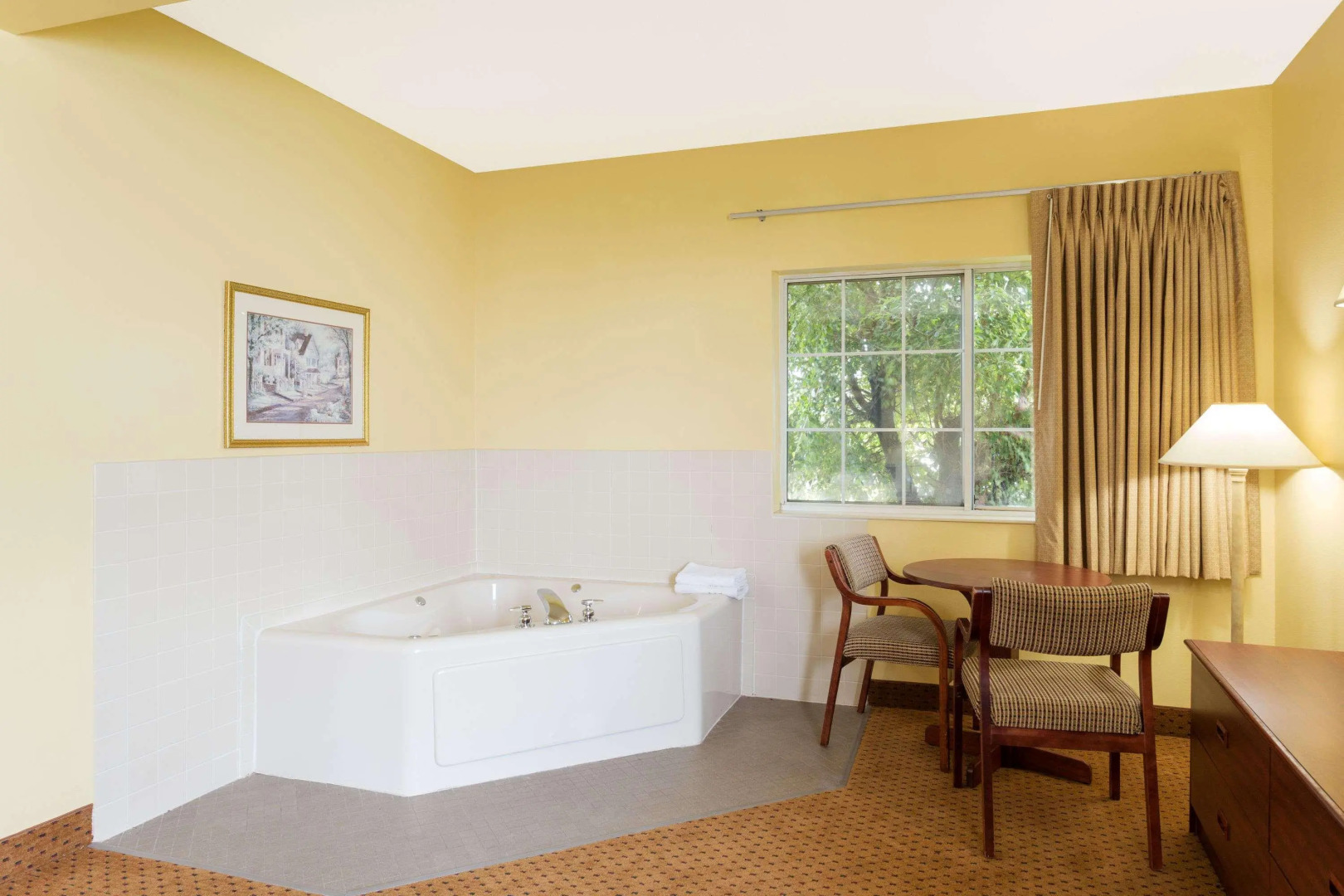 Super 8 By Wyndham Osage