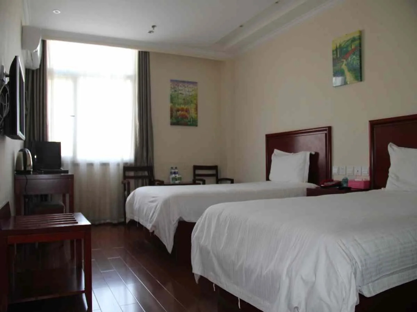 GreenTree Inn Hebei Zhangjiakou Zhangbei Zhongdu Grassland Business Hotel