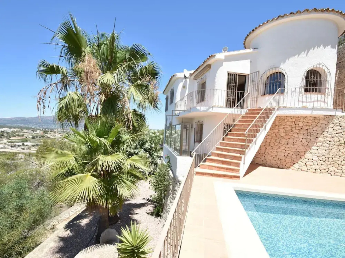 Villa in Benitachell With Pool Near Cumbre Beach