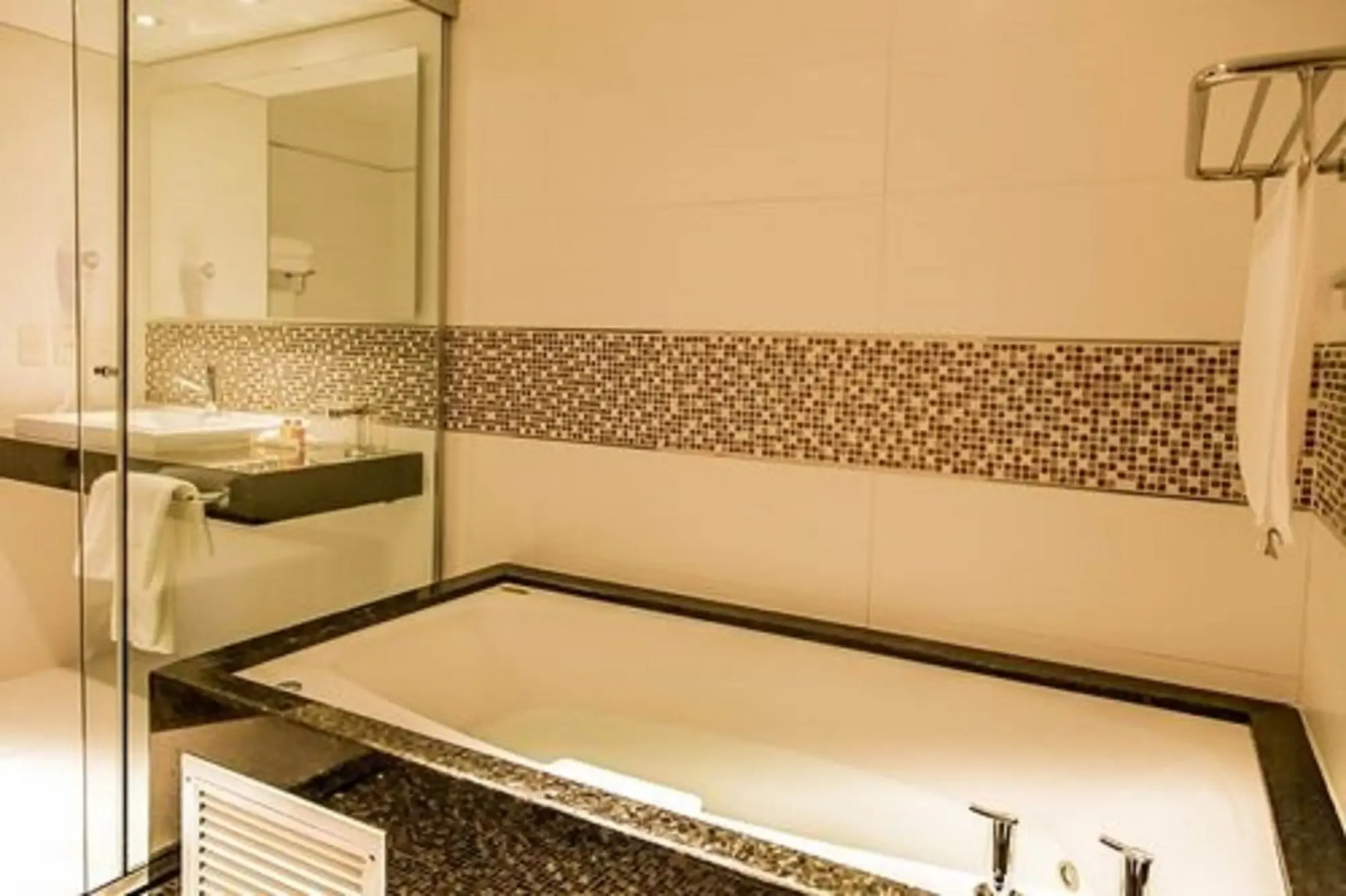 Carnaval Hotel Casino