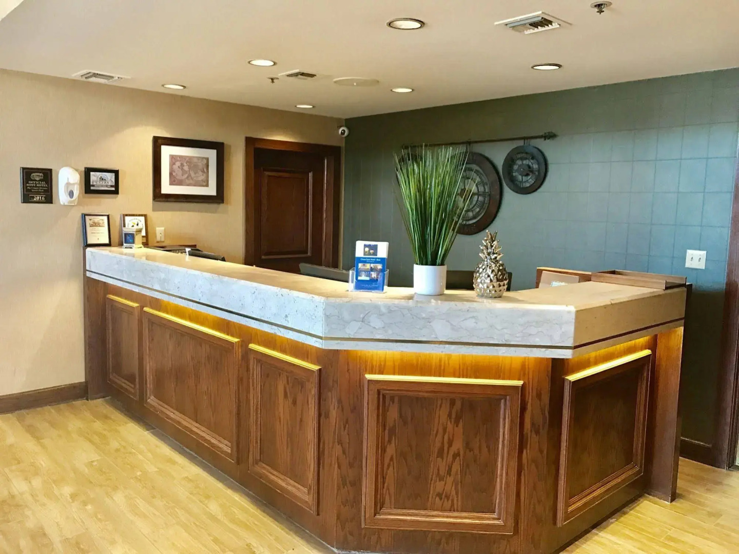 Chase Suites Hotel Brea-Fullerton