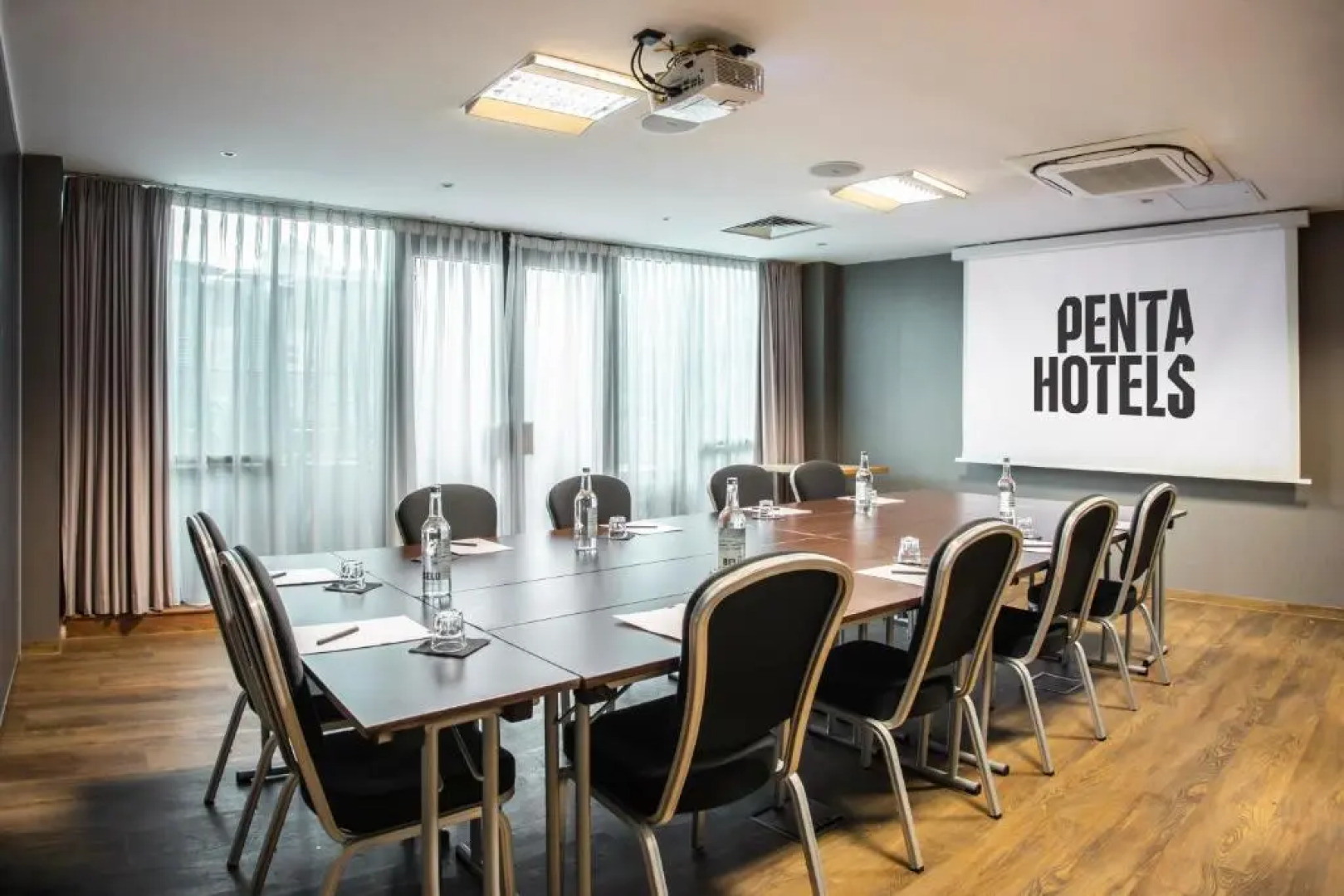 Отель B&B Hotel Birmingham Centre