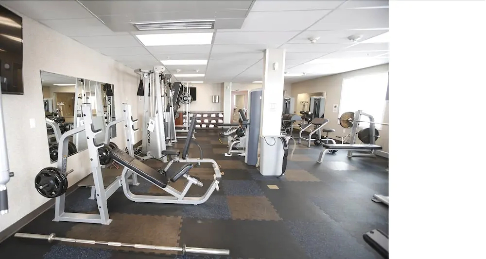 Arctic Oilfield Hotel