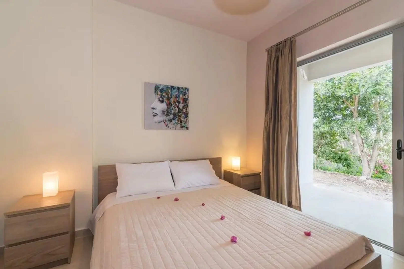 Villa Verano - Spacious 5-bdr & 5-bth Villa