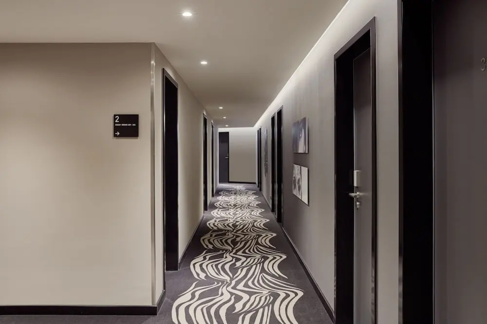 LEGERE HOTEL Wiesbaden-Taunusstein