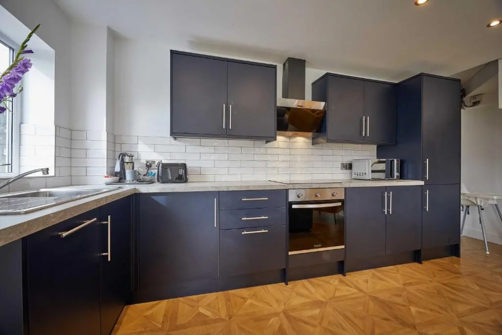 Host & Stay The Bach