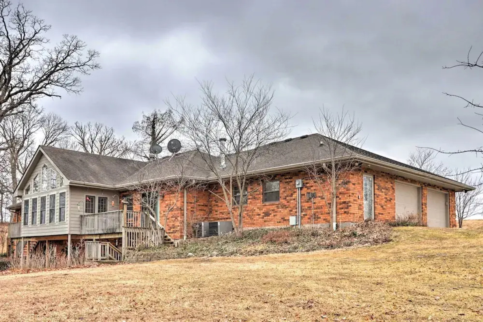 Spacious Home w/ Pond ~ 13 Mi to Columbia!