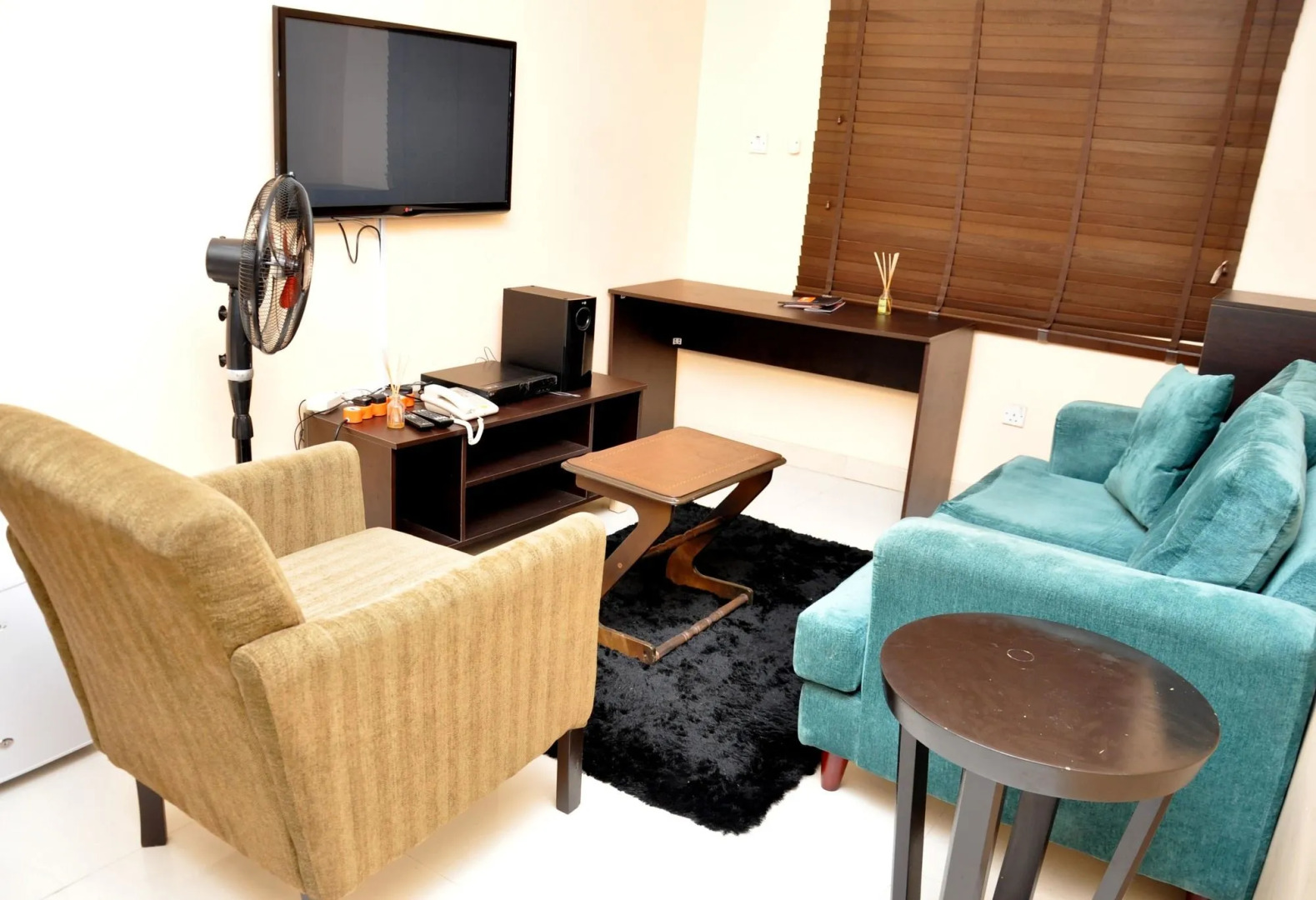 Topaz Luxury Suites & Apartments