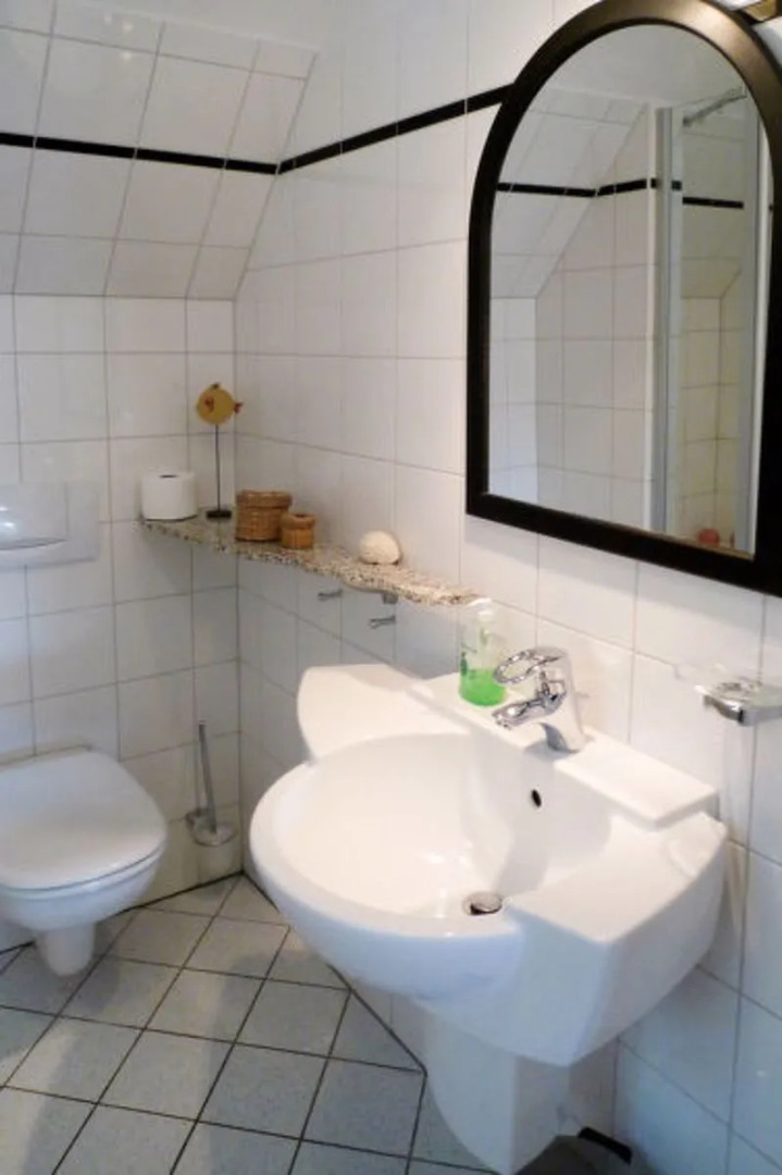 Apartment  Born 22559