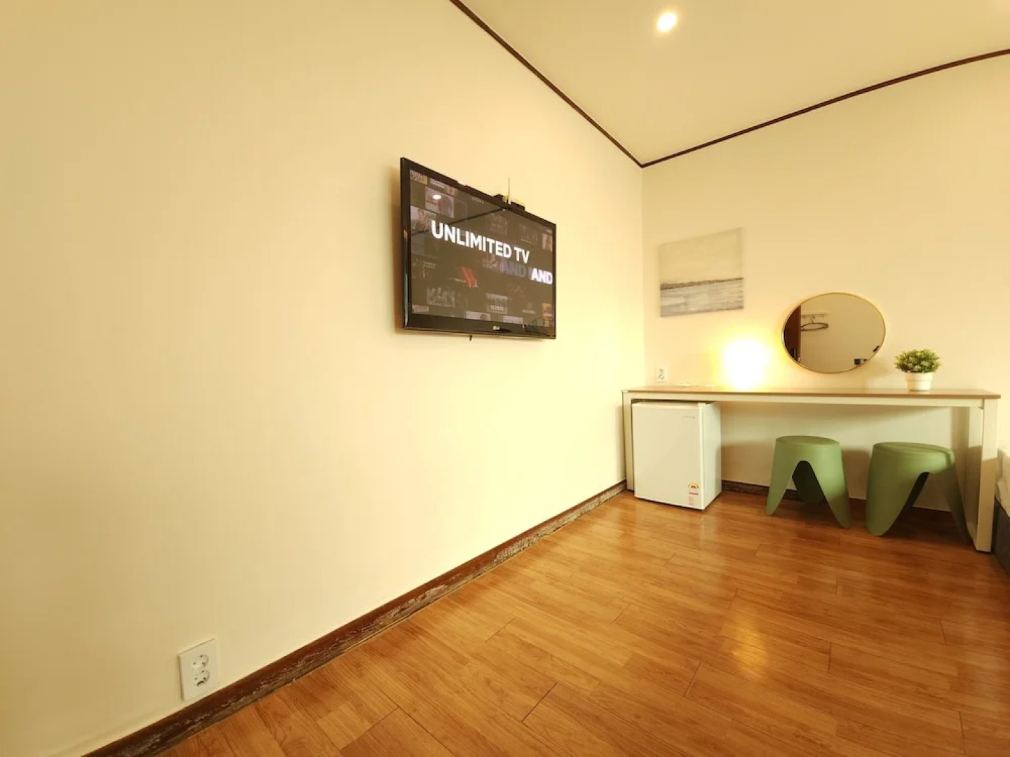 OYO Hostel Myeongdong 5