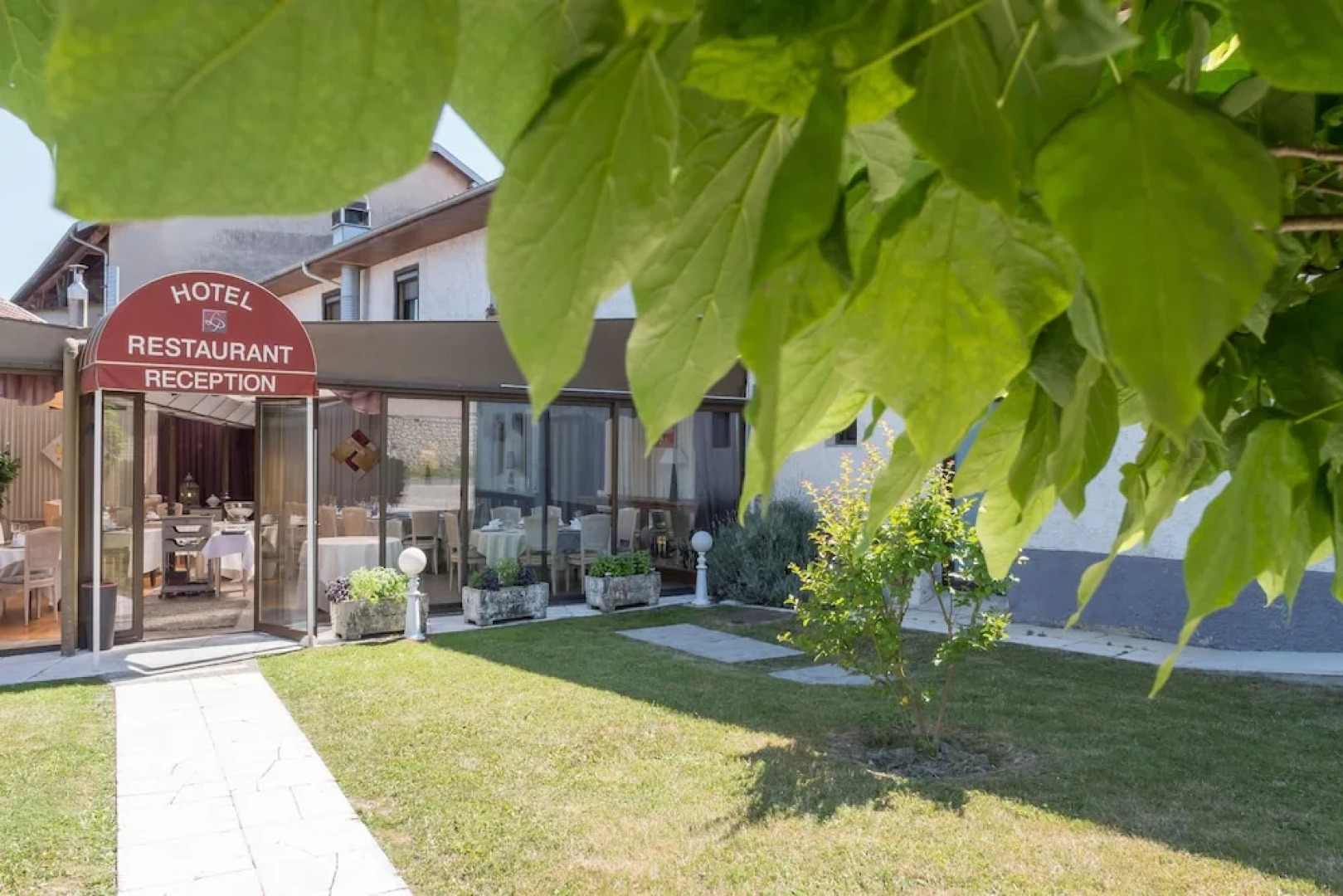 Hôtel Restaurant Laurent Perréal