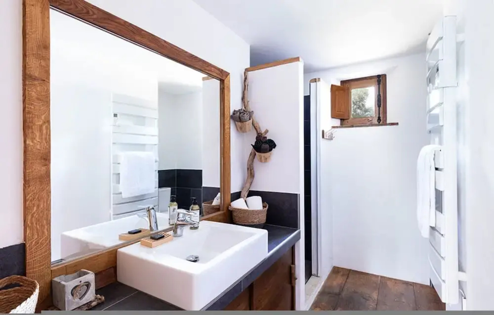 U Caseddu in Sotta With 2 Bedrooms and 1 Bathrooms