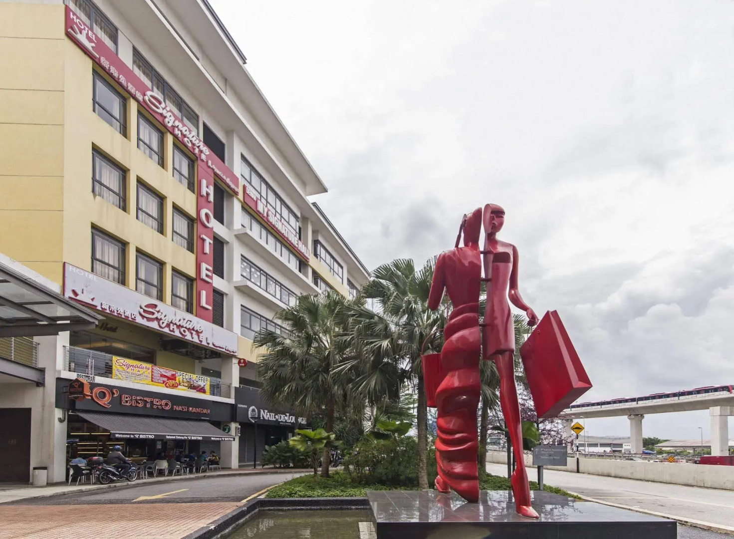 Signature Hotel @ Puchong Setiawalk