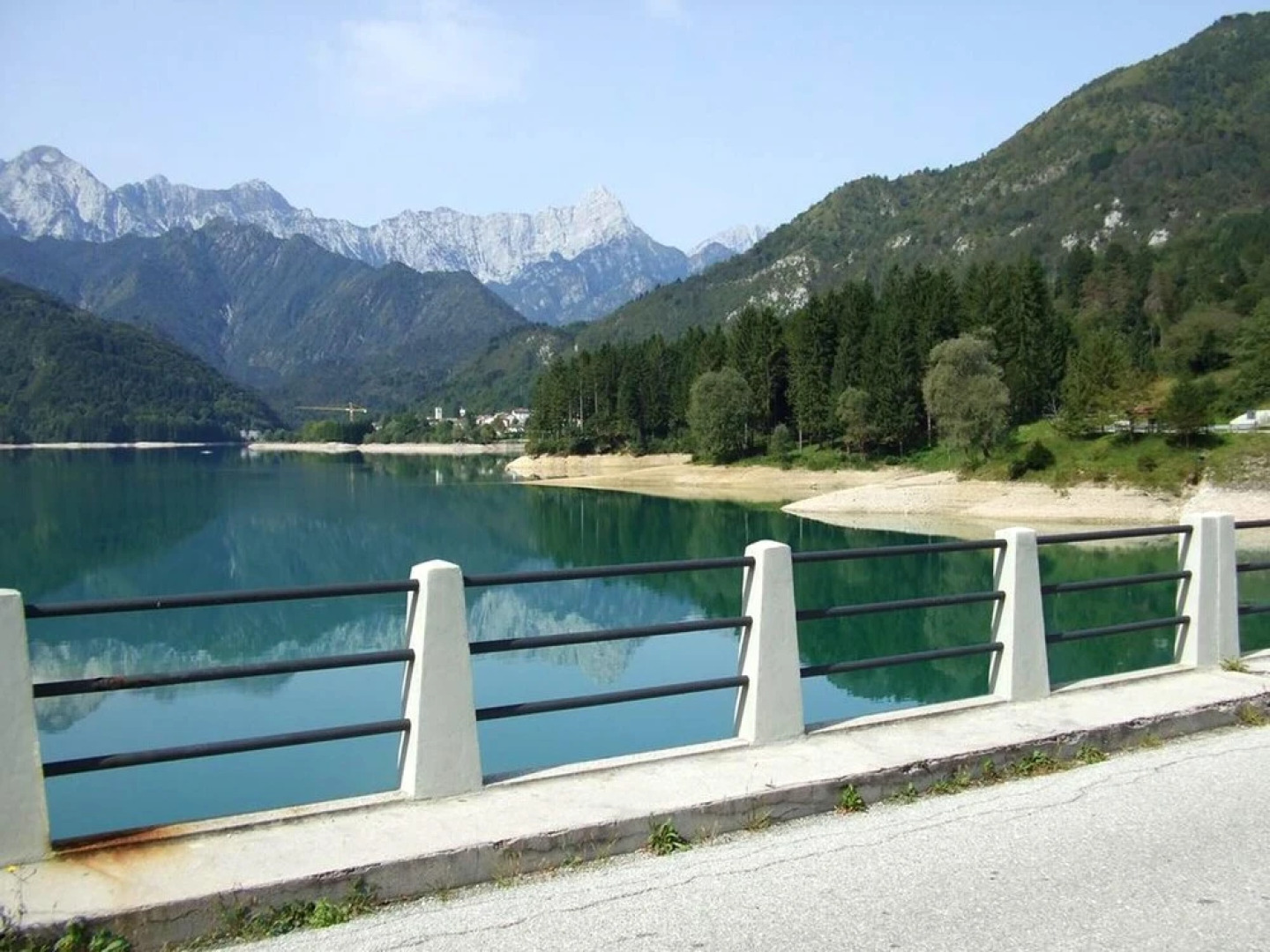 House With 3 Bedrooms in Barcis, With Wonderful Lake View - 100 km Fro