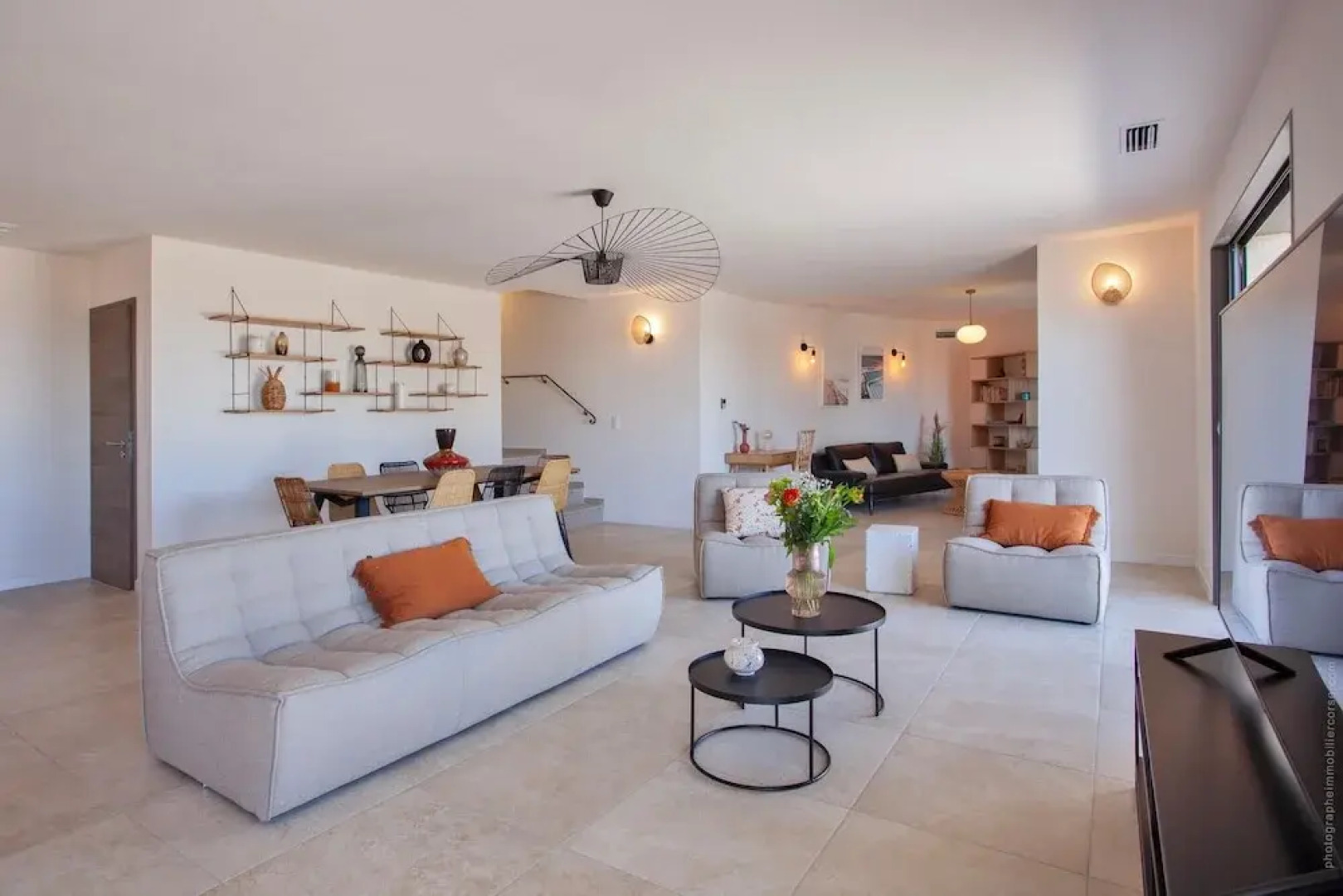 Superb Villa With Pool and sea View