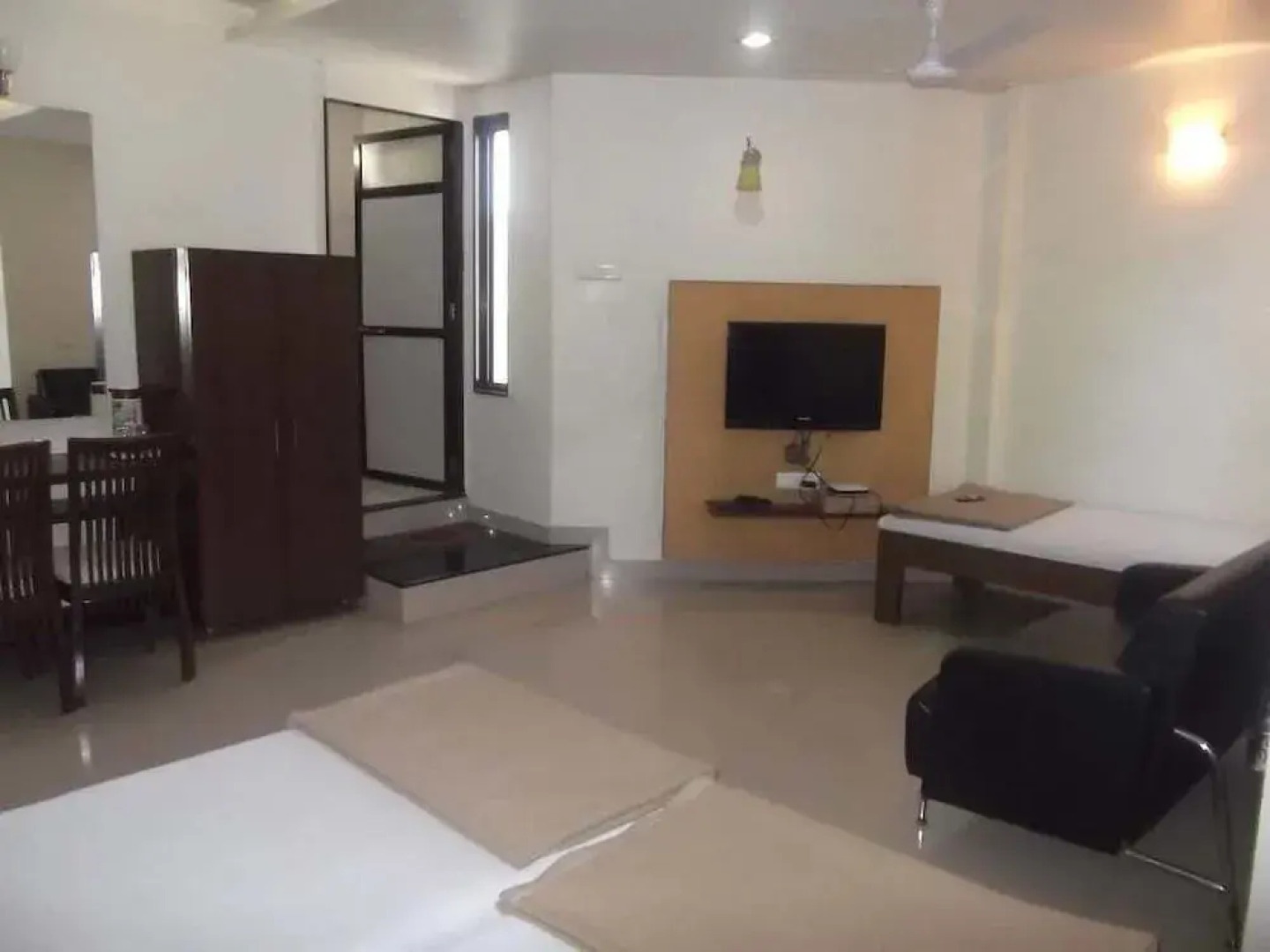 Hotel Rajshree Lodging