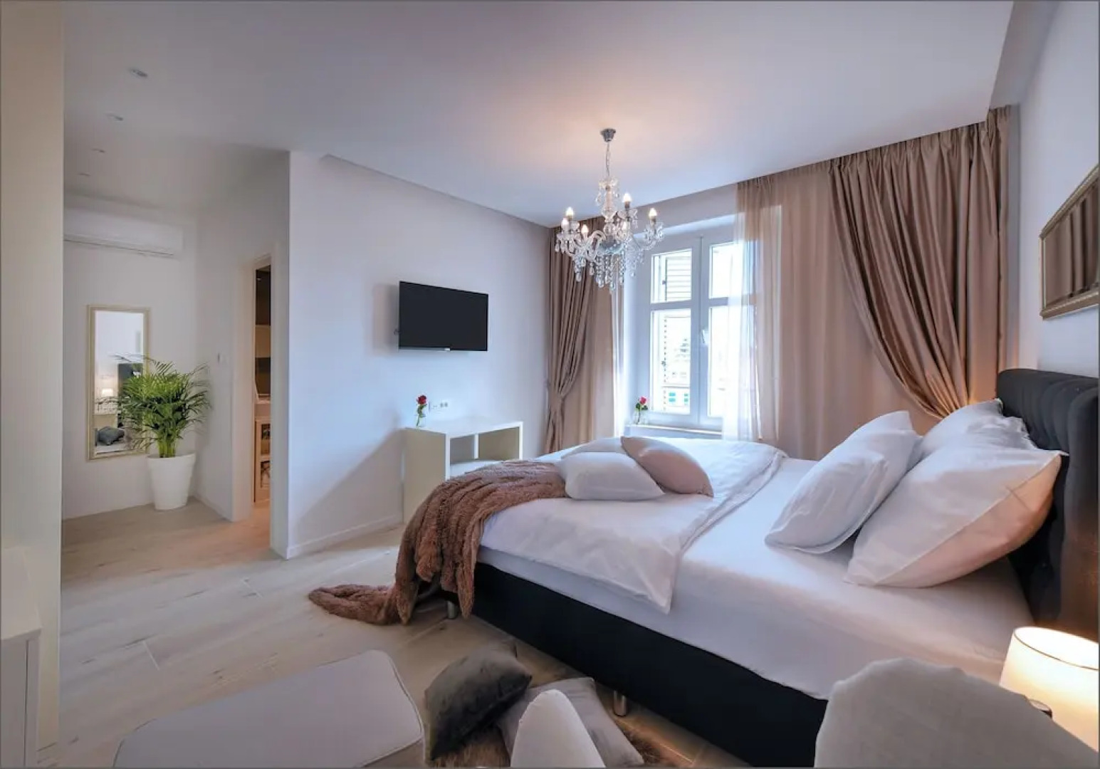 Apartments&Rooms Divna Split