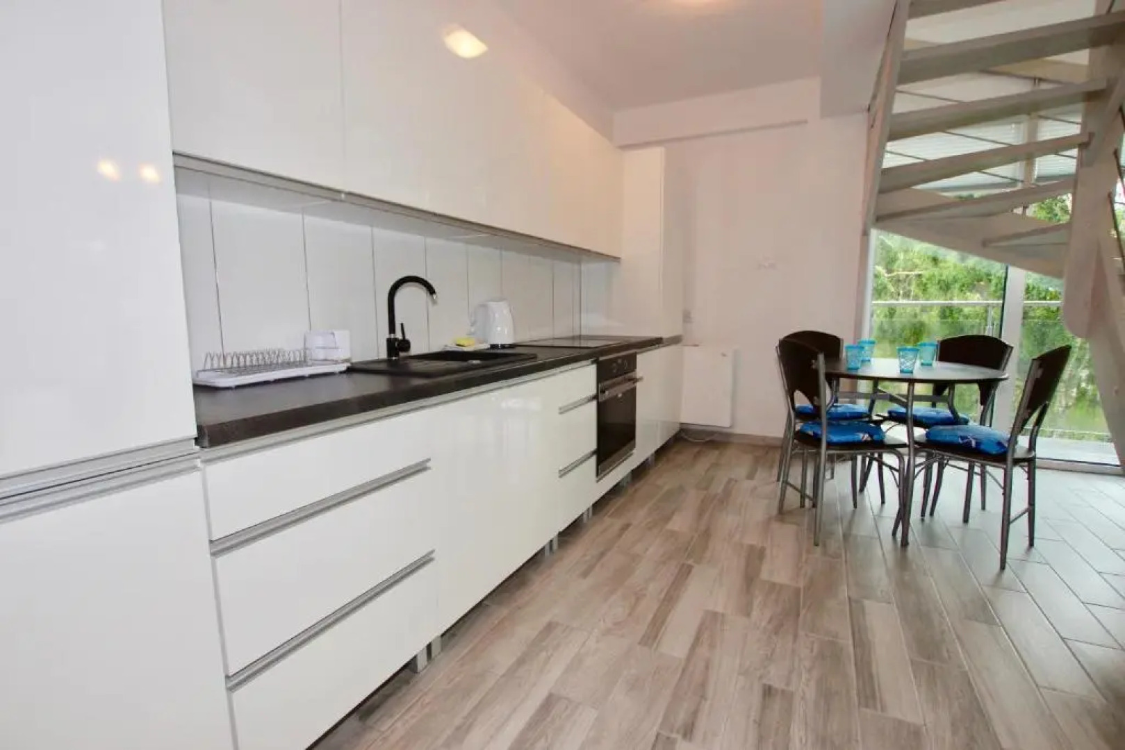 Apartamenty Amon z widokiem na morze