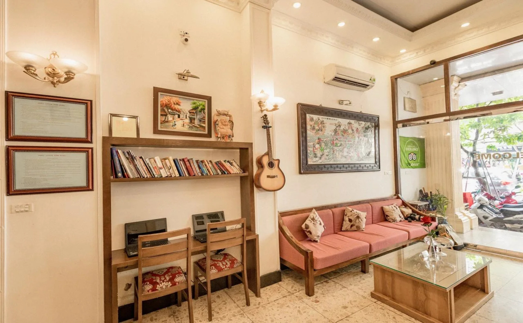 Hanoi Little Town Hotel