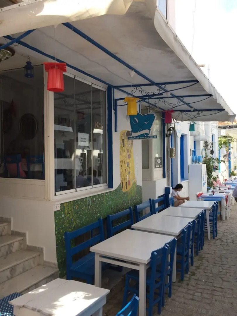 Dionysos Otel & Restoran & Ada Kahvaltı