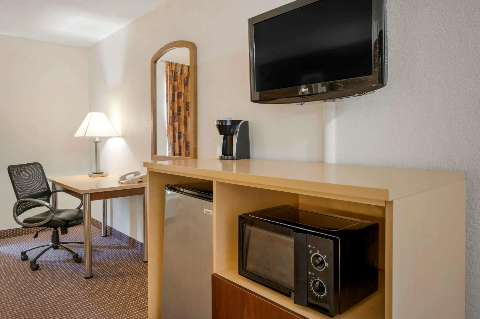 Surestay By Best Western Obetz Rickenbacker Airport