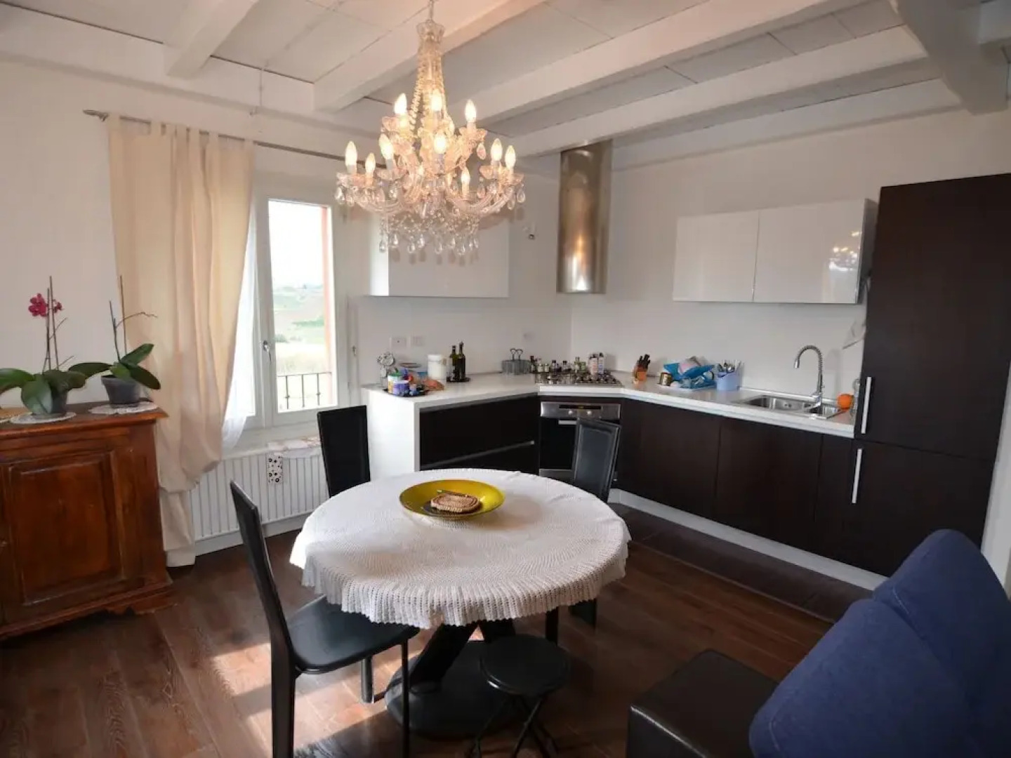 Apartment in Coriano Near Vineyards & Beaches