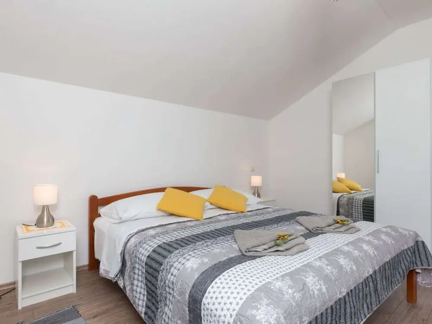 Apartment Kod Jadranke - Two Bedroom Apartment With Balcony and Sea View